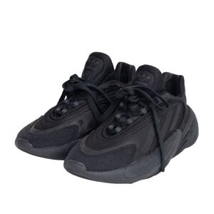 Adidas Ozelia “Triple Black” Sneakers Boys’ Size 4